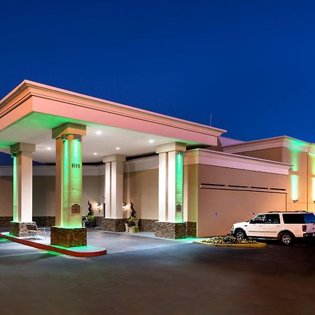 Holiday Inn Hotel & Suites Oklahoma City North, An Ihg Hotel Exterior photo